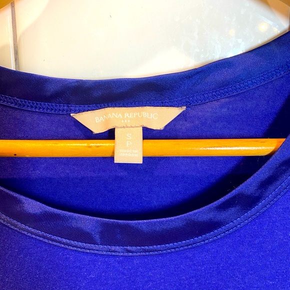 Banana Republic T-shirt - Picture 5 of 5